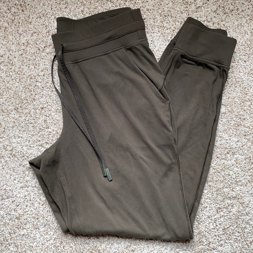 Gently worn olive Ready to Rulu lululemon joggers